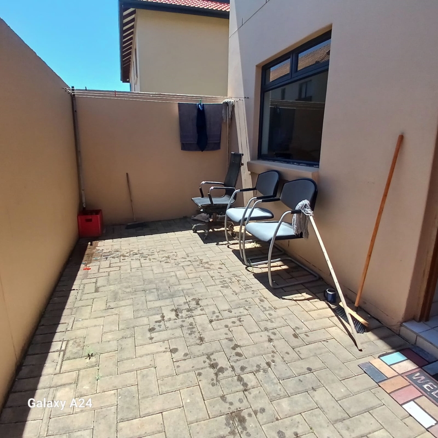 2 Bedroom Property for Sale in Kidds Beach Eastern Cape